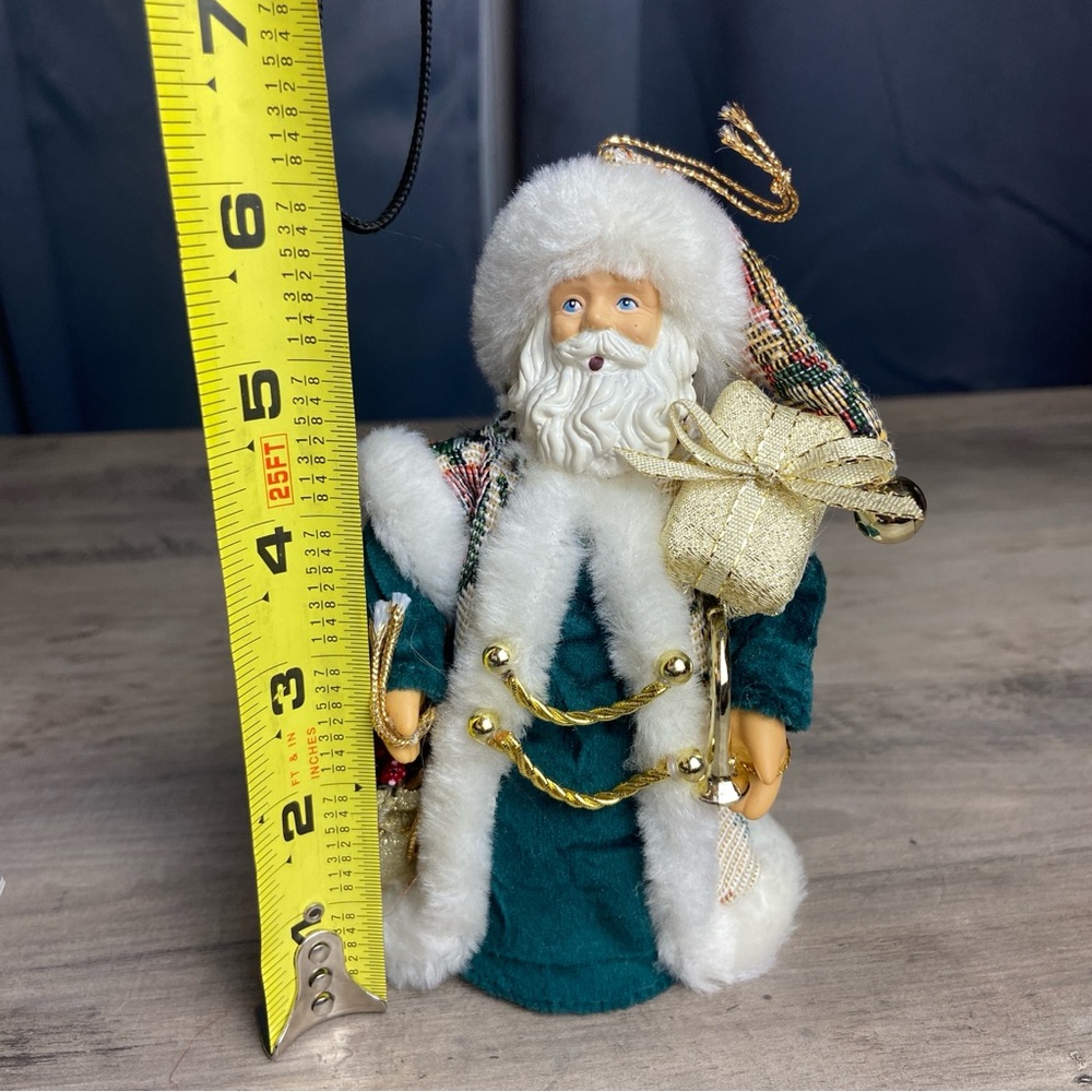 6” Father Christmas, Santa, Ornament, Table‎ Decoration, Green Outfit - Picture 7 of 7